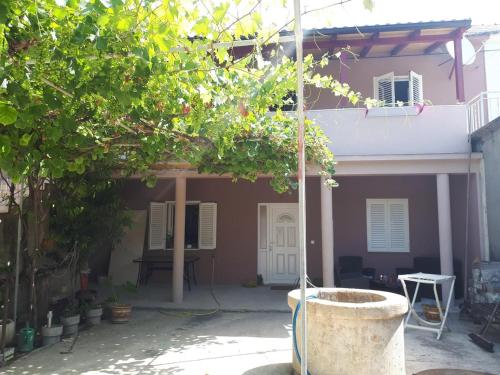  Apartments by the sea Nin, Zadar - 15732 in Nin