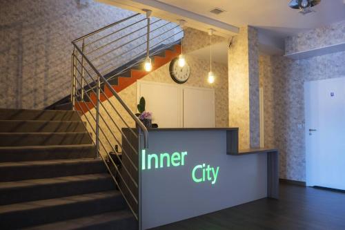 Hotel Inner City