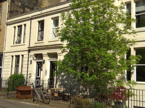 Glasgow House - image 2