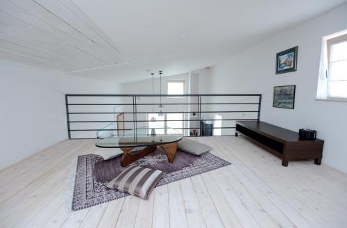 Apartment VIP Duplex II - image 2