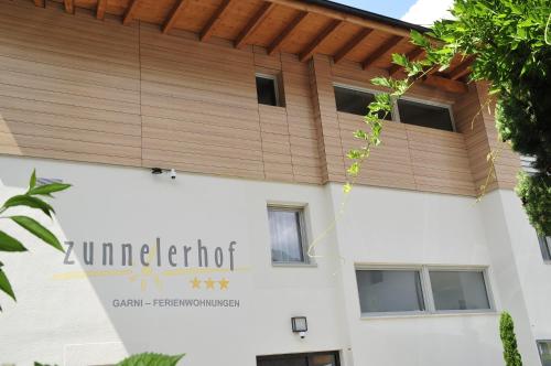 Apparthotel Zunneler – Schenna, MS