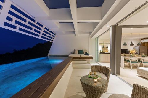 Villa Atlantis 6 - Deluxe 2BDR, Sea View, Private Pool - Tap to explore photos