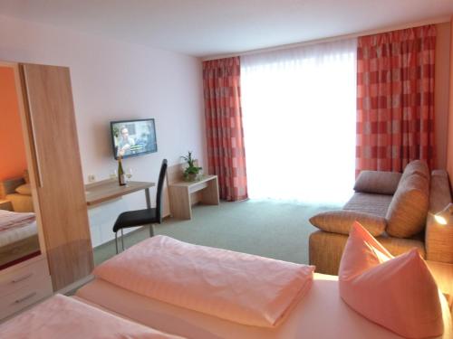 Pension Unstrutpromenade 474m von Freyburg entfernt