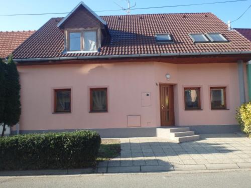 Apartmány Neronet - Apartment - Velké Pavlovice