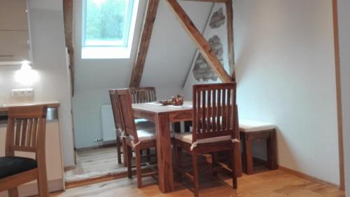 بيت شباب هوسب بيت شباب هوسب