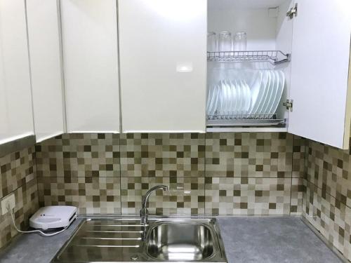 EKA Luxury Apartment 4 - image 11