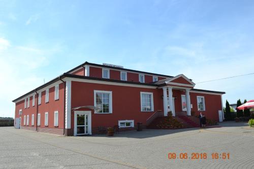 Hotelik Karter – Warsaw, VA