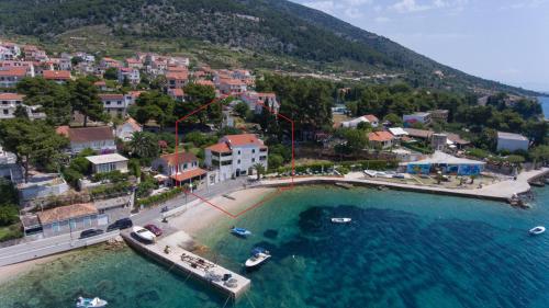 Apartment in Bol 