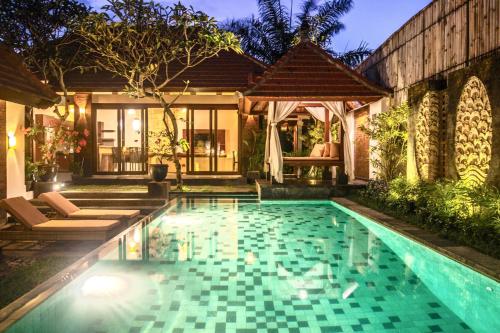 Prana Luxury Villa in Canggu