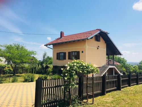 Kuća za odmor Mirna, Pension in Cepidlak bei Poljana Vrbovečka