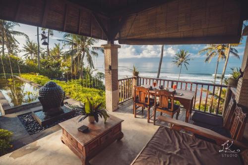 Villa Rumah Pantai Bali Room Type - Bungalow - Beach Front