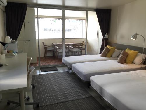 room detail thumbnail 0