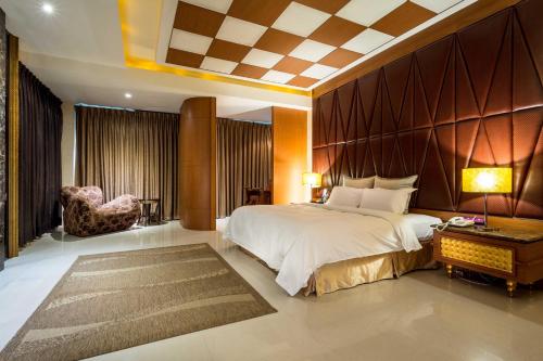 Uline Motel in Nangang District