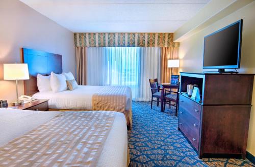 Queen Room with Two Queen Beds - Non-Smoking