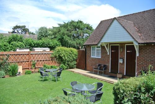 Сад, Fairlawns Guest House in Бенбері