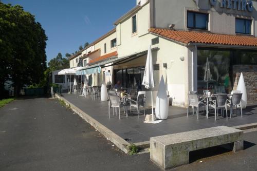 PENSIÓN RESTAURANTE "O RETIRO " 2