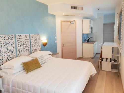 Hotel Albatros 3 Stelle Superior Room Type - Deluxe Triple Room