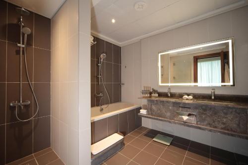 148912141 Novotel Jazan