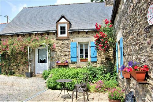 Coet Moru Gites - Rose Cottage gîte à louer Locmalo