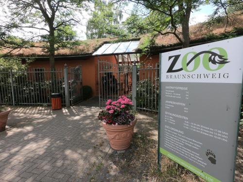 BS Living Ap am Zoo - image 8