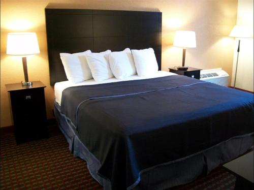 Americas Best Value Inn Romulus/Detroit Airport in Romulus, USA