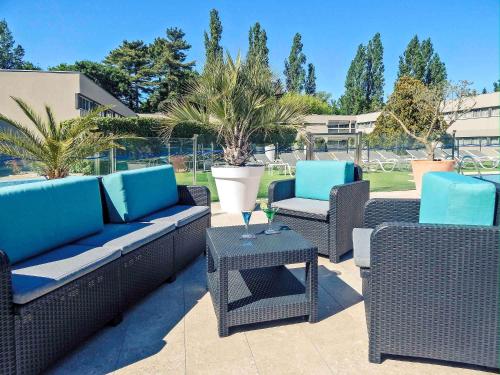 Паб/Коктейль-бар, Mercure Orange Centre in Orange