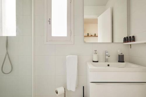 Example Apartment BCN photo