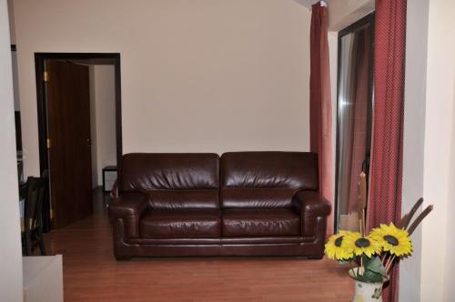 TES Flora Apartments