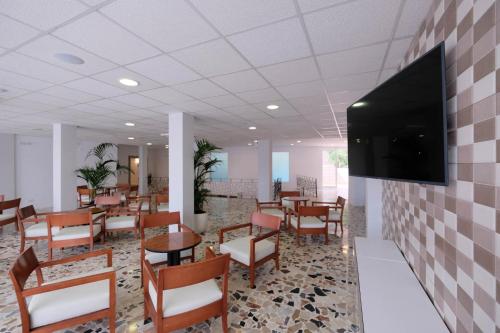 azuLine Hotel Palmanova Garden - image 6