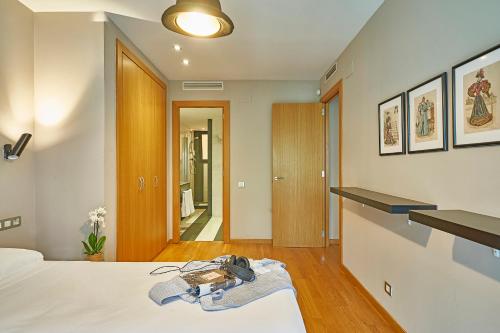 AinB Sagrada Familia Apartments - image 4