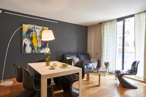 AinB Sagrada Familia Apartments - image 11