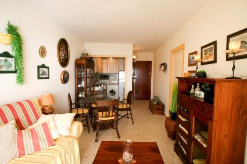 Suitur apartamento frente a la playa fuengirola
