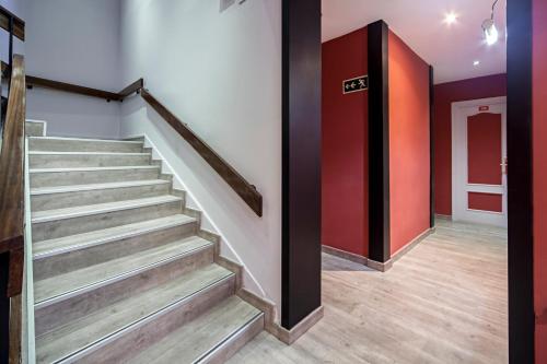 Hostal Inter Plaza Mayor - image 2
