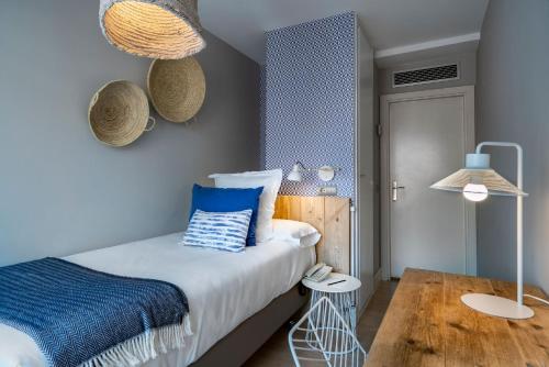 Single Room image 4