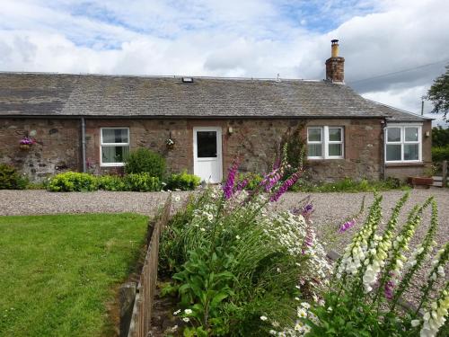 Incheoch Farm Cottage - Kilry