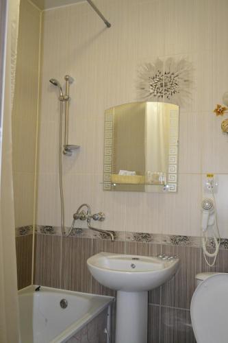 Comfort Guest House - image 5