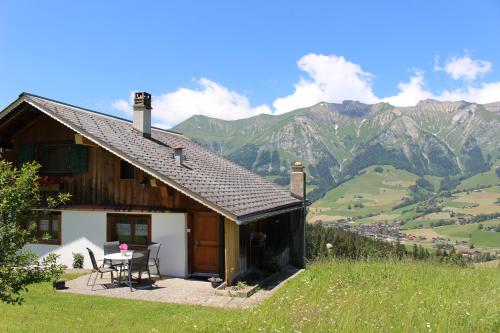 Les Mourriaux in Chateau-dOex, Schweiz