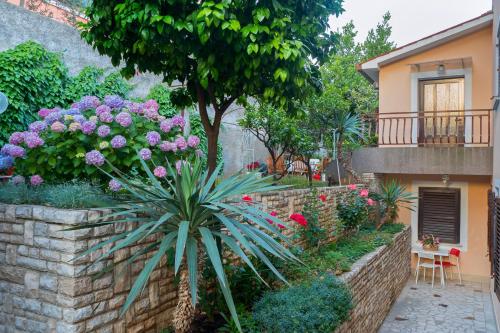 Apartments Emilia - Rabac