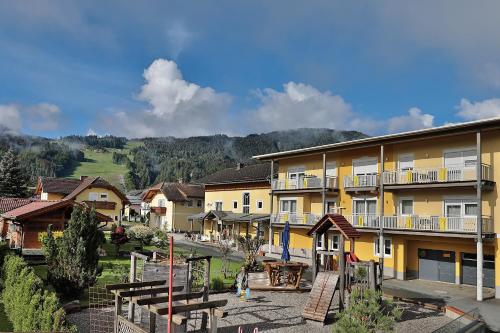 Hotel Garni Zerza - Tröpolach