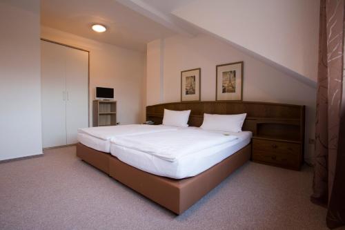 Hotel Rhein-Ahr - main image