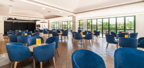 Pub, Globales Cala'n Blanes in Menorca