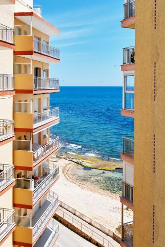 iglesia del sagrado corazon de jesus附近的酒店 - 在西班牙特拉维