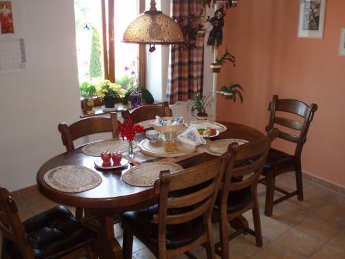 บริการและสิ่งอำนวยความสะดวก, B&B Nika in ใจกลางเมืองเตลช์