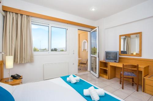 Mon Repos Hotel - Photo 2