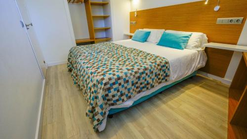 Superior One-Bedroom Apartment with Sea View image 8