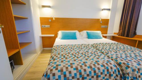 Superior One-Bedroom Apartment with Sea View image 2