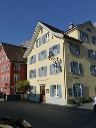 . Hotel Lowen