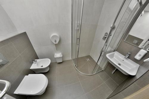 Apartment OneClickRent_04 - Smart House - image 13