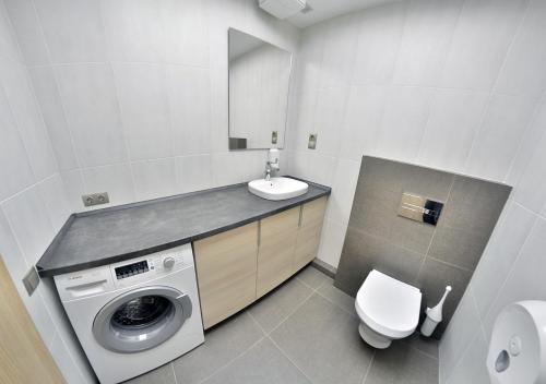 Apartment OneClickRent_04 - Smart House - image 9