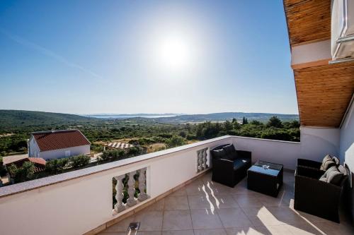  Appartements Miro, Unterkunft in Debeljak